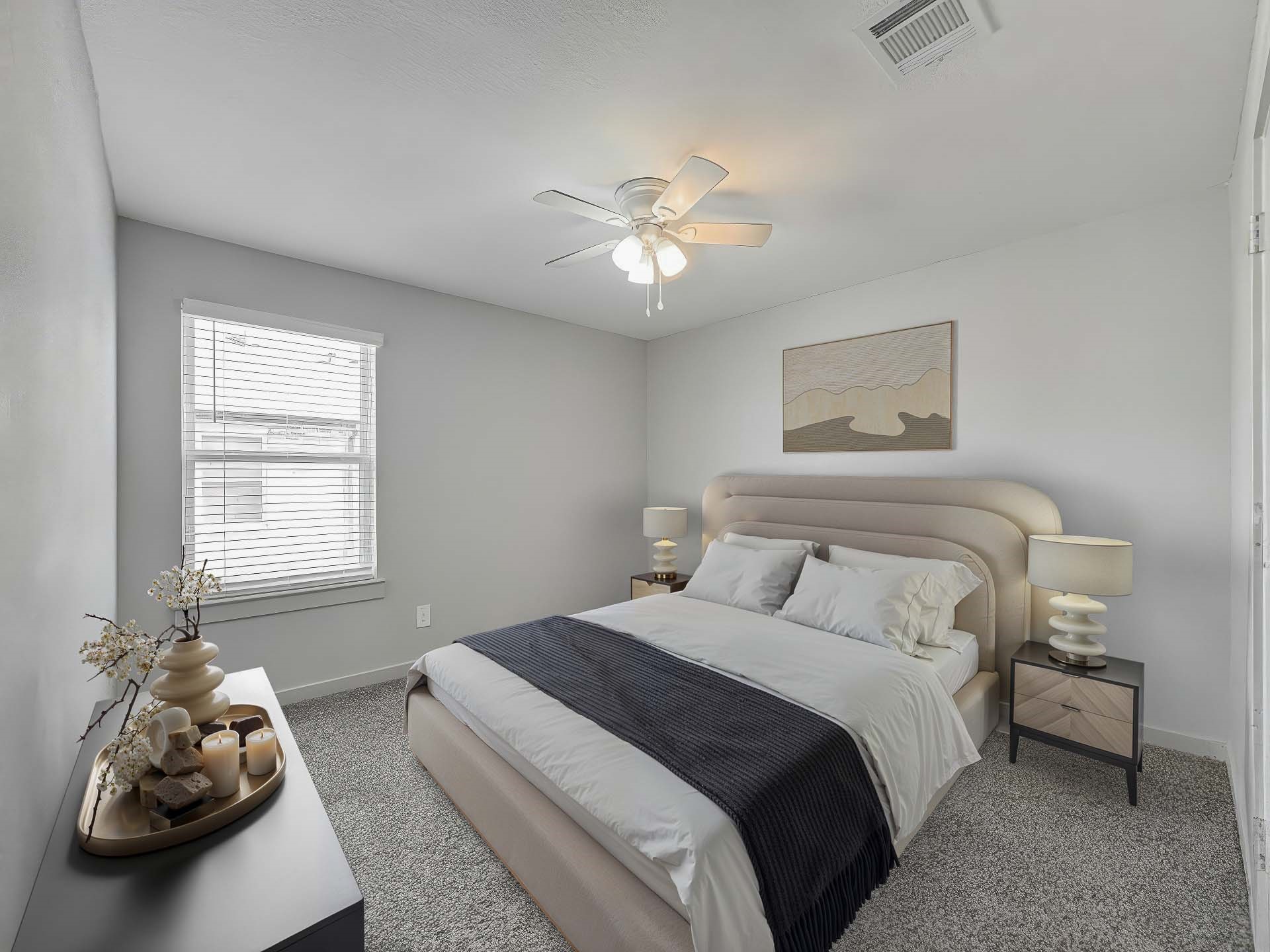 7722 Suffolk Vly Lane Rosharon, TX 77583 - Photo 2 of 30 Photo has been virtually staged to show potential use of space. Furnishings and décor are not included.