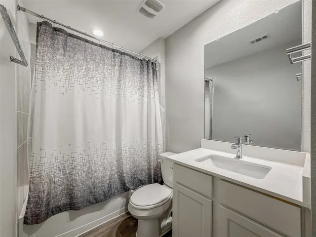 $250,000 | 7722 Suffolk Vly Lane, Rosharon, TX 77583