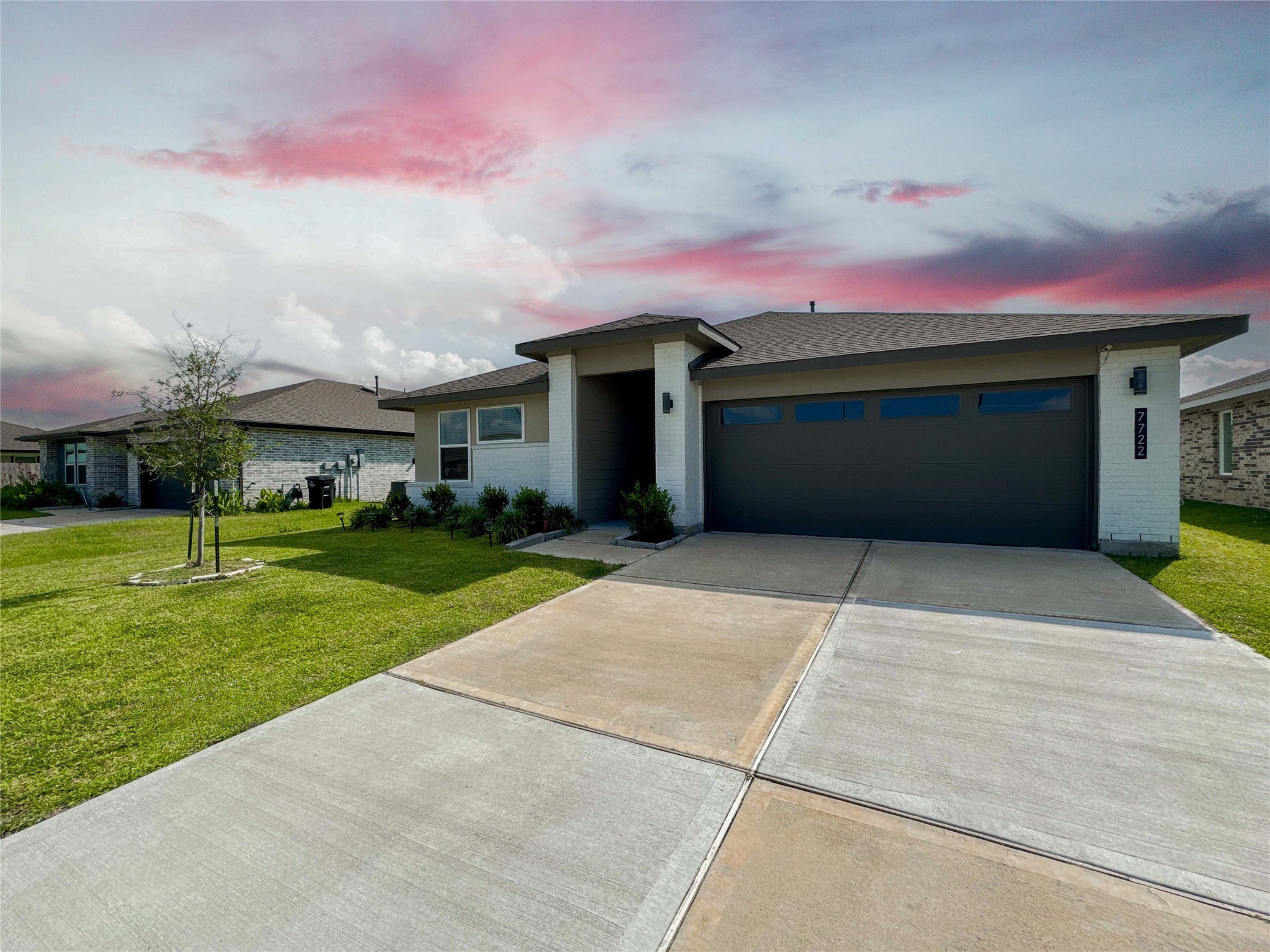 7722 Suffolk Vly Lane Rosharon, TX 77583 - Photo 4 of 30