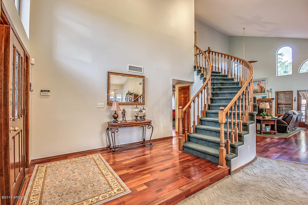 533 East Harwell Road Gilbert, AZ 85234 - Photo 5 of 49 Harwell-5