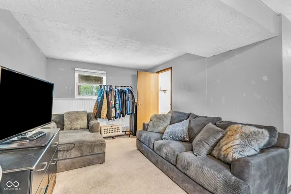 $309,900 | 518 Concord Court, Fishers, IN 46038