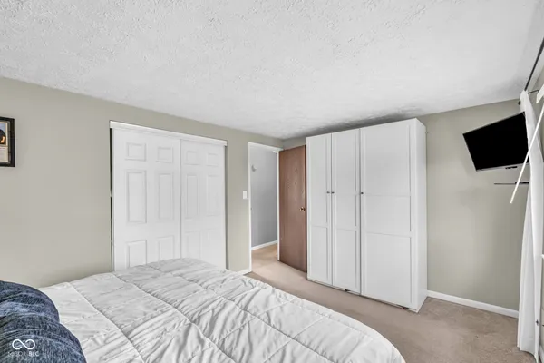 $309,900 | 518 Concord Court, Fishers, IN 46038
