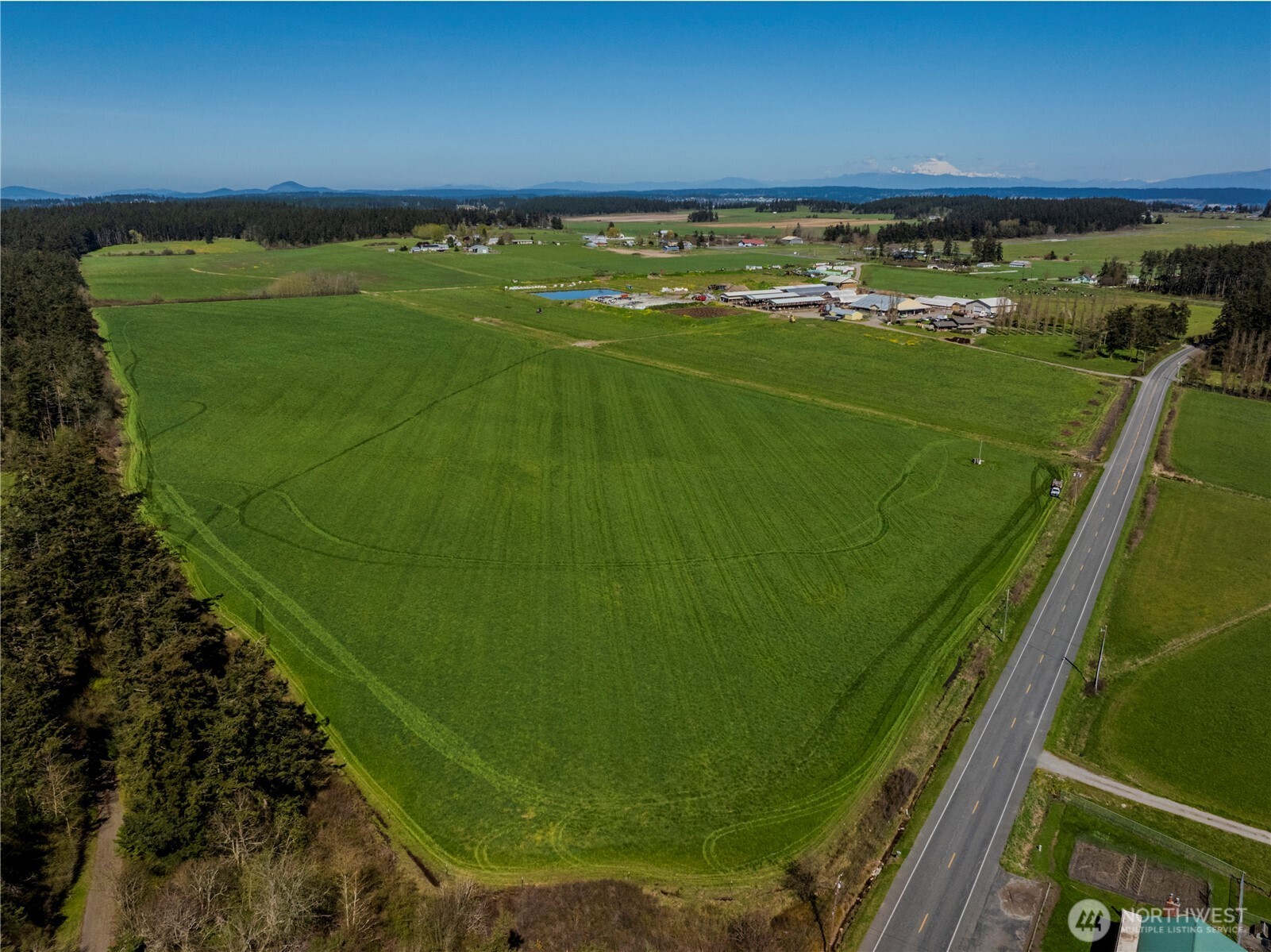 1240 Arnold Road Oak Harbor, WA 98277 - Photo 2 of 38 Gallery Image 2