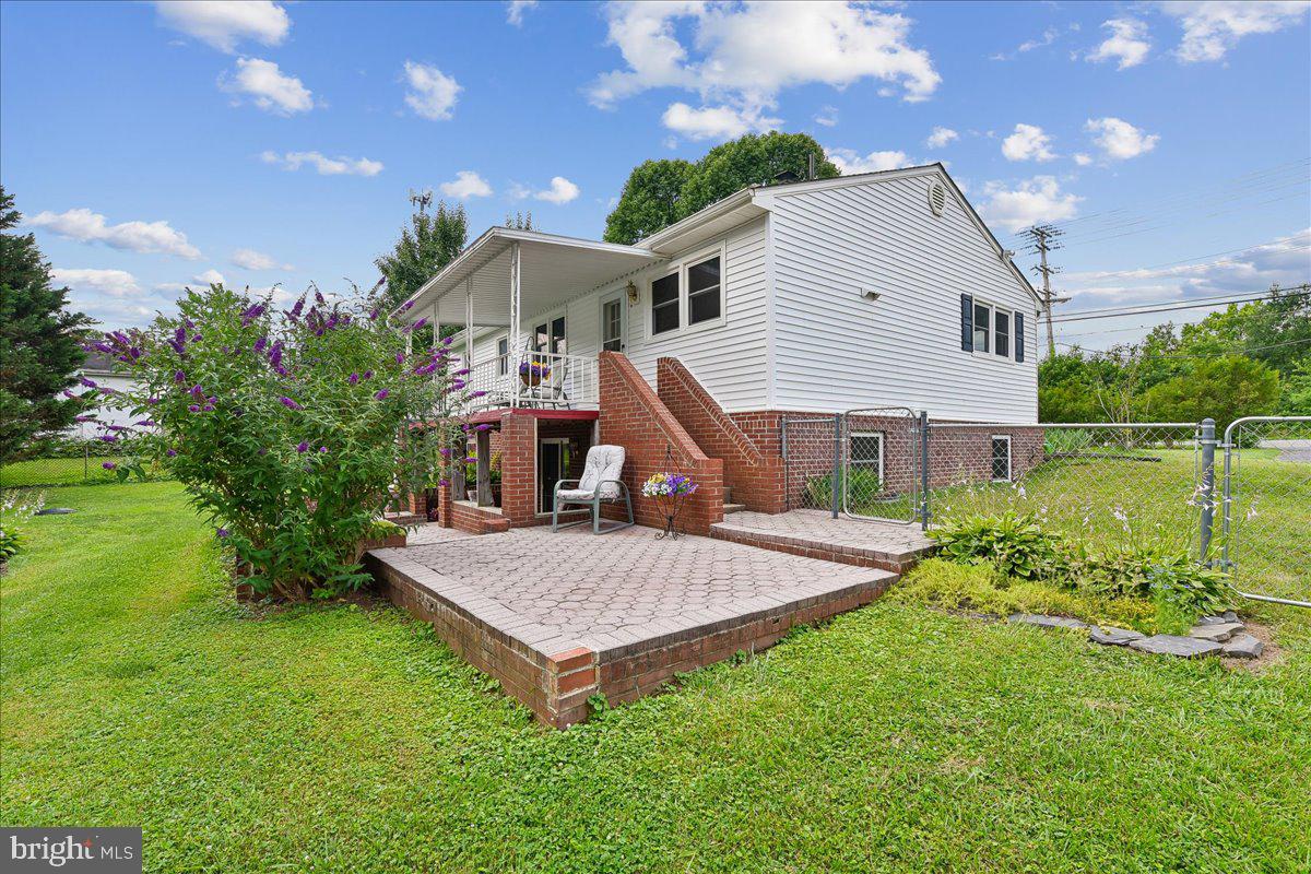 1901 Van Bibber Road Edgewood, MD 21040 - Photo 33 of 42 Back Patio