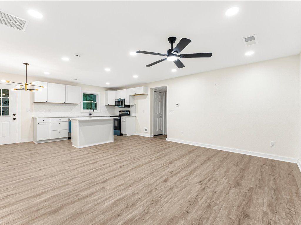 5794 Pinecrest Road Austell, GA 30168 - Photo 3 of 29