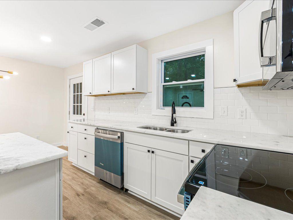 5794 Pinecrest Road Austell, GA 30168 - Photo 9 of 29