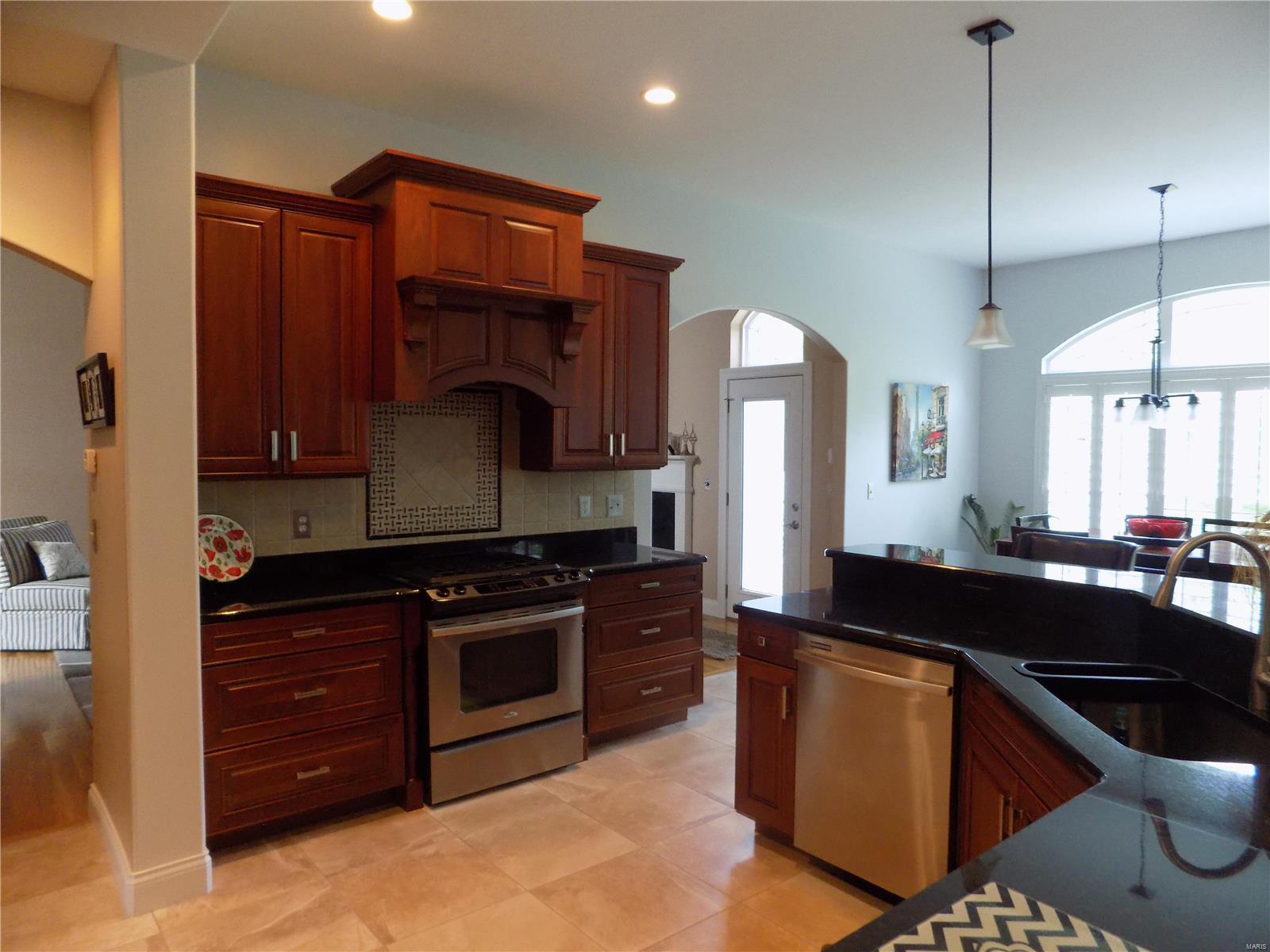 9910 Sappington Road St. Louis, MO 63128 - Photo 11 of 36 Gallery Image 11