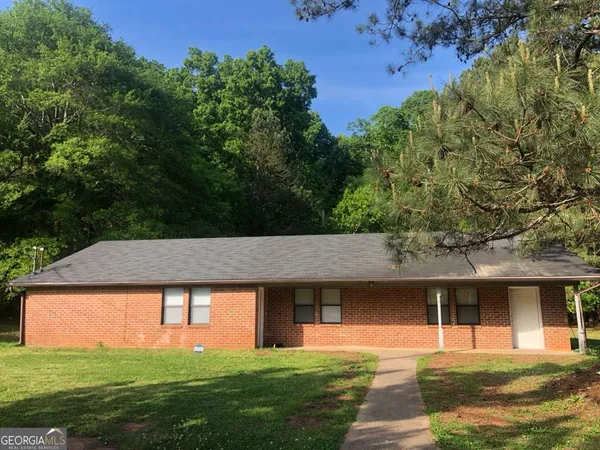$1,200 | 210 East Paces Drive, Athens, GA 30605