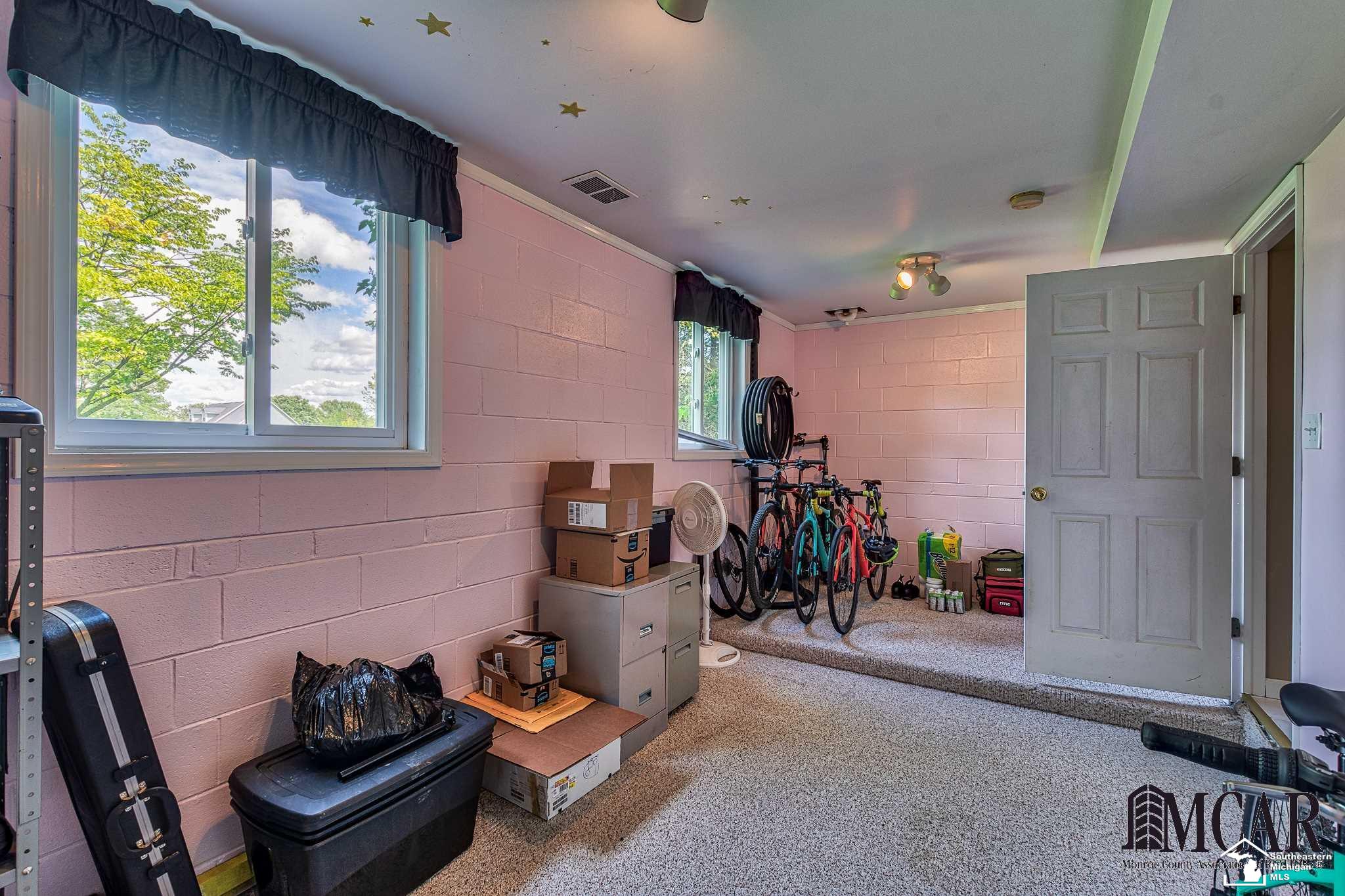 8801 Day Road Monroe, MI 48162 - Photo 21 of 33