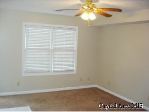 413 Dawson Street Springfield, IL 62702 - Photo 2 of 9
