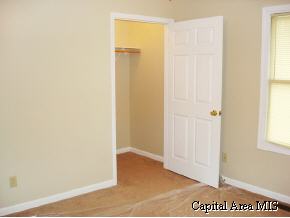 413 Dawson Street Springfield, IL 62702 - Photo 7 of 9