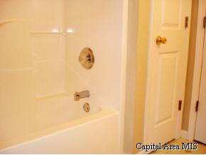 413 Dawson Street Springfield, IL 62702 - Photo 8 of 9