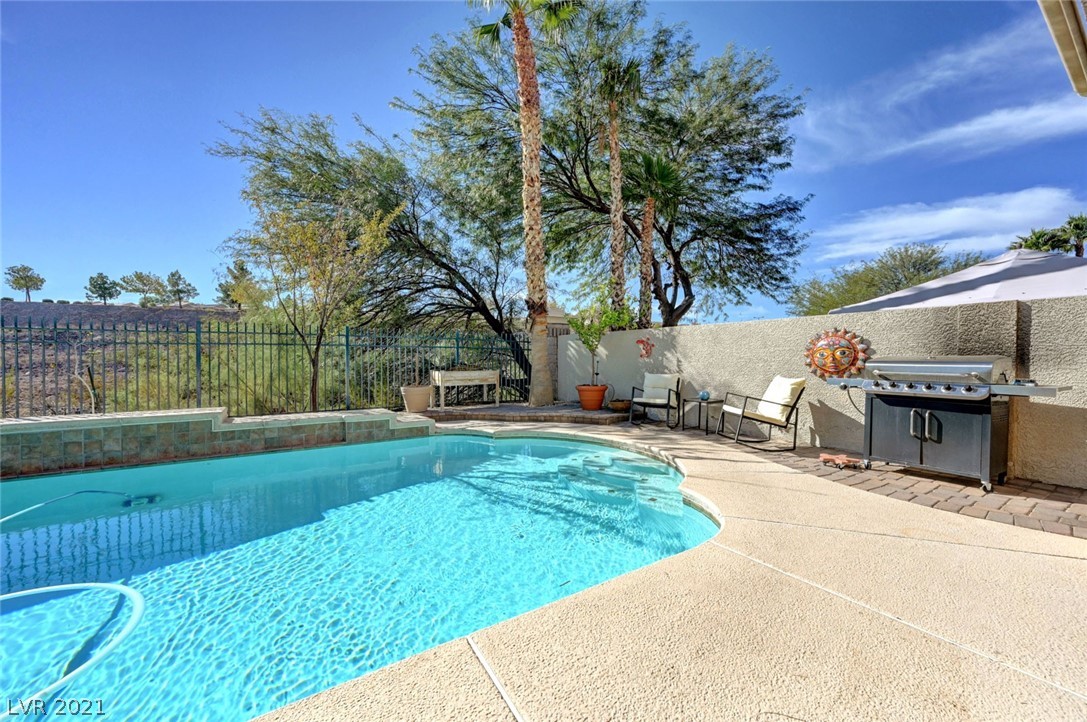 1693 Ravanusa Drive Henderson, NV 89052 - Photo 19 of 25