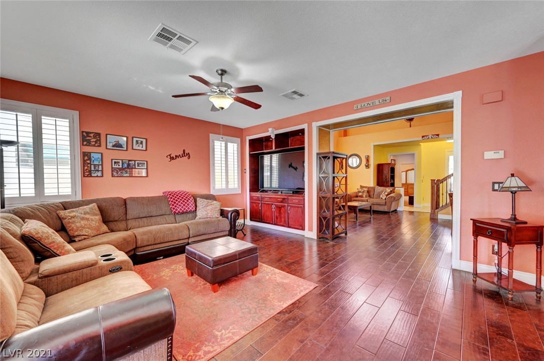 1693 Ravanusa Drive Henderson, NV 89052 - Photo 8 of 25