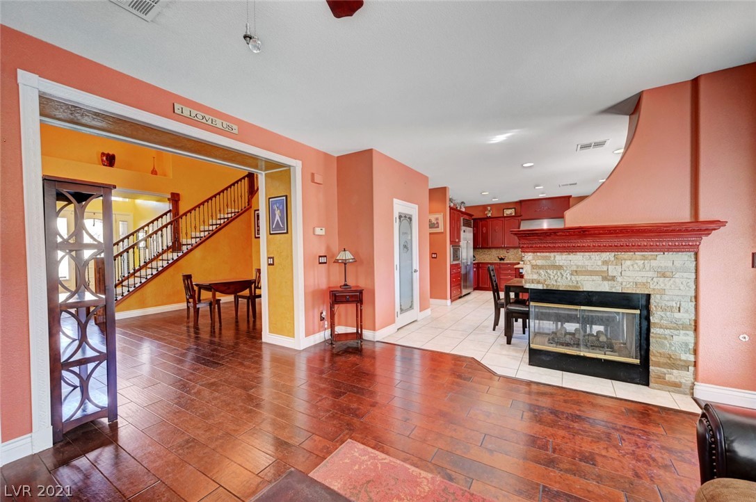 1693 Ravanusa Drive Henderson, NV 89052 - Photo 10 of 25