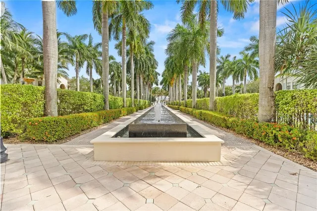 $374,900 | 2955 Northwest 126th Avenue, Unit 2125, Sunrise, FL 33323