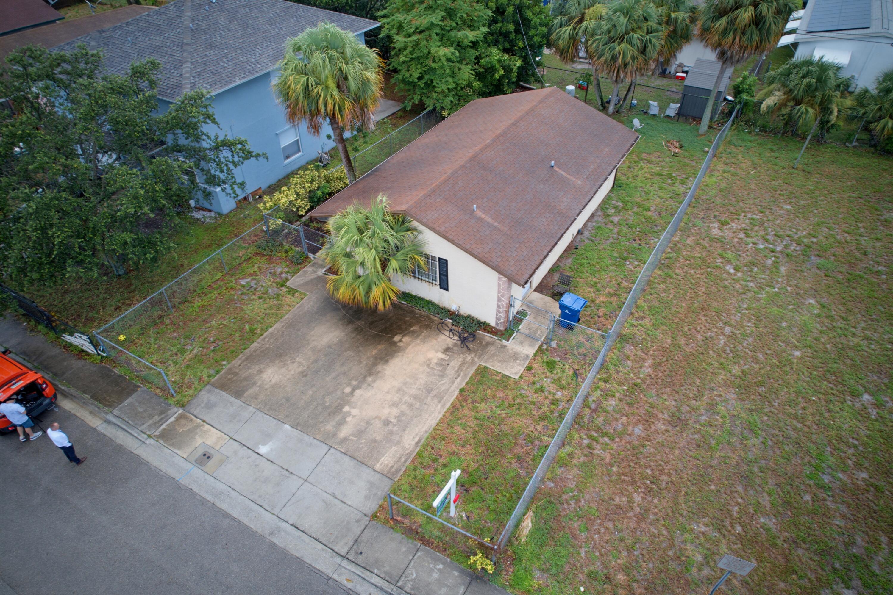 1525 West 17th Street Riviera Beach, FL 33404 - Photo 15 of 18 Woolf_1525_W_17th (18)