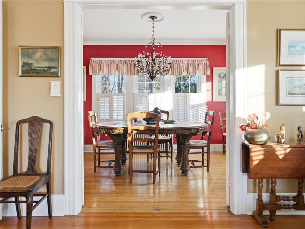 21 Linden Street Westerly, RI 02891 - Photo 11 of 36