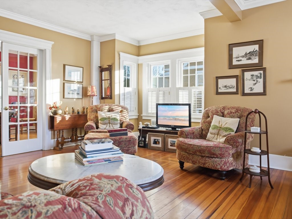 21 Linden Street Westerly, RI 02891 - Photo 7 of 36