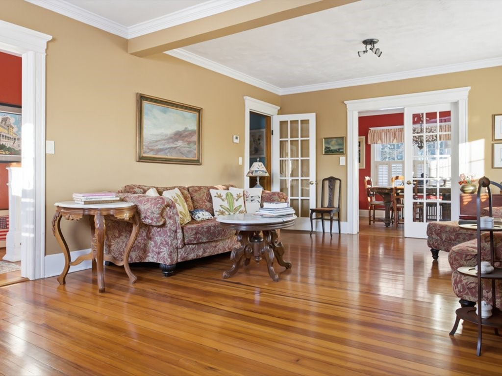 21 Linden Street Westerly, RI 02891 - Photo 9 of 36