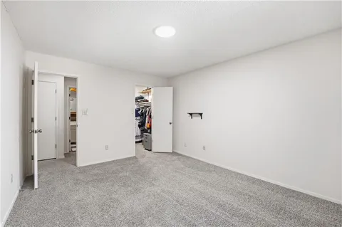 $230,000 | 10901 Gillette Street, Overland Park, KS 66210