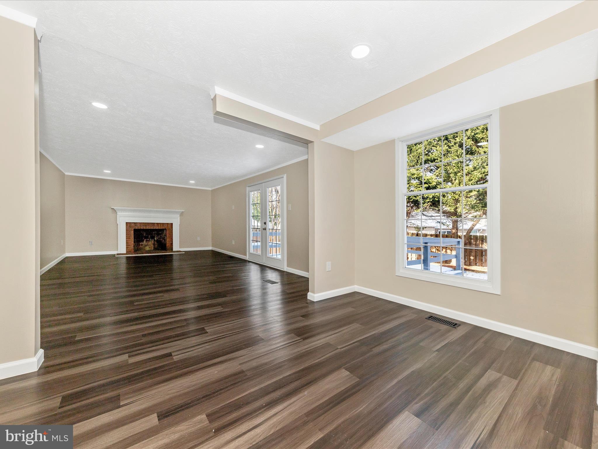 1381 Fox Run Court Frederick, MD 21703 - Photo 14 of 56 Dining Room