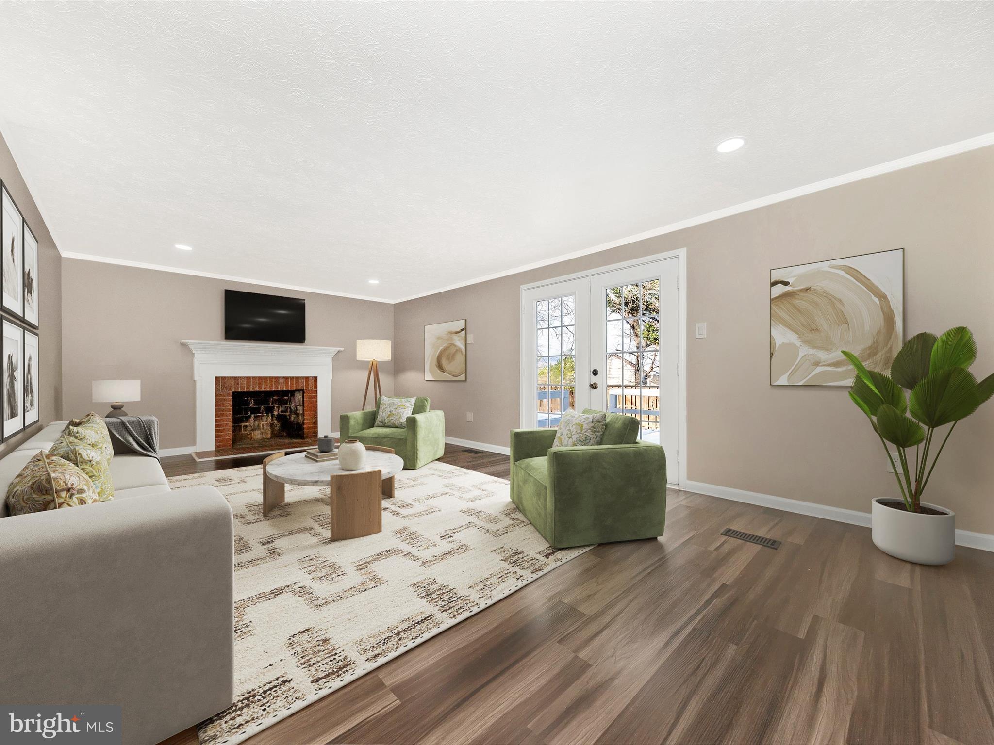 1381 Fox Run Court Frederick, MD 21703 - Photo 15 of 56 Family Room Virtual Staging