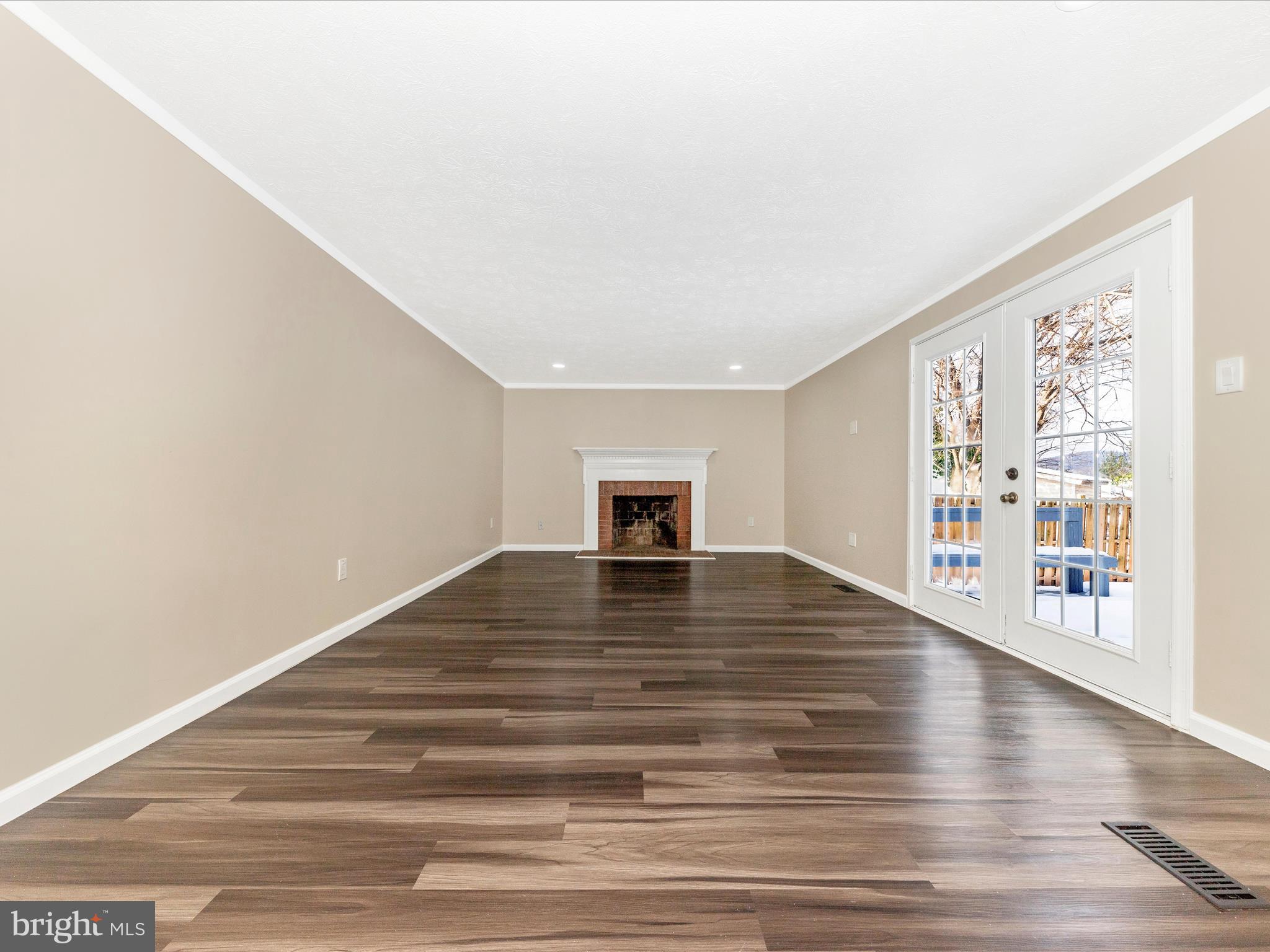 1381 Fox Run Court Frederick, MD 21703 - Photo 17 of 56 Family Room