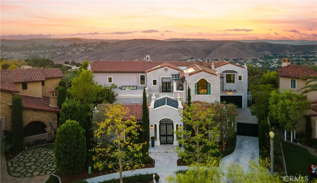 2 Thomas Road Ladera Ranch, CA 92694 - Photo 43 of 69 2 Thomas Rd. is located at the end of a cul-de-sac in the guard gated community of Covenant Hills in Ladera Ranch. With its community events, great schools and nearby shopping, it is a perfect fit for those seeking a place to call home.
