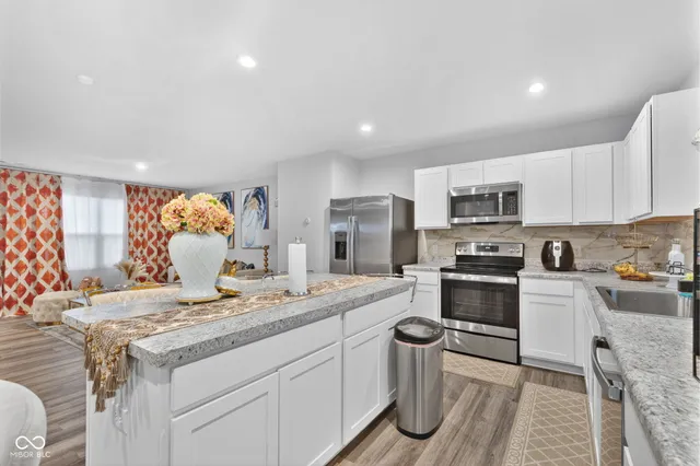 $335,000 | 252 North Fairfield Drive, Danville, IN 46122