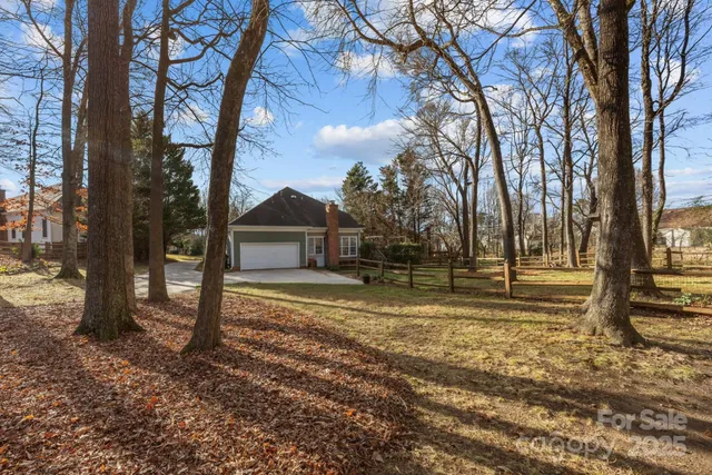 $450,000 | 10012 Lattice Court, Charlotte, NC 28269