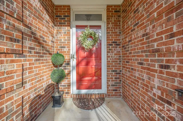 $450,000 | 10012 Lattice Court, Charlotte, NC 28269