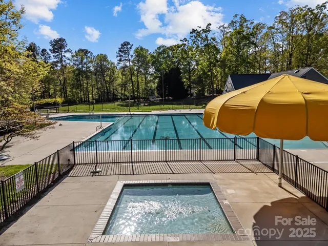 $450,000 | 10012 Lattice Court, Charlotte, NC 28269