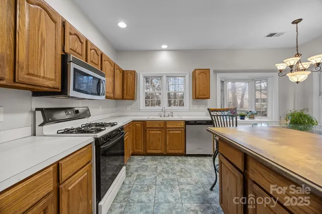 $450,000 | 10012 Lattice Court, Charlotte, NC 28269