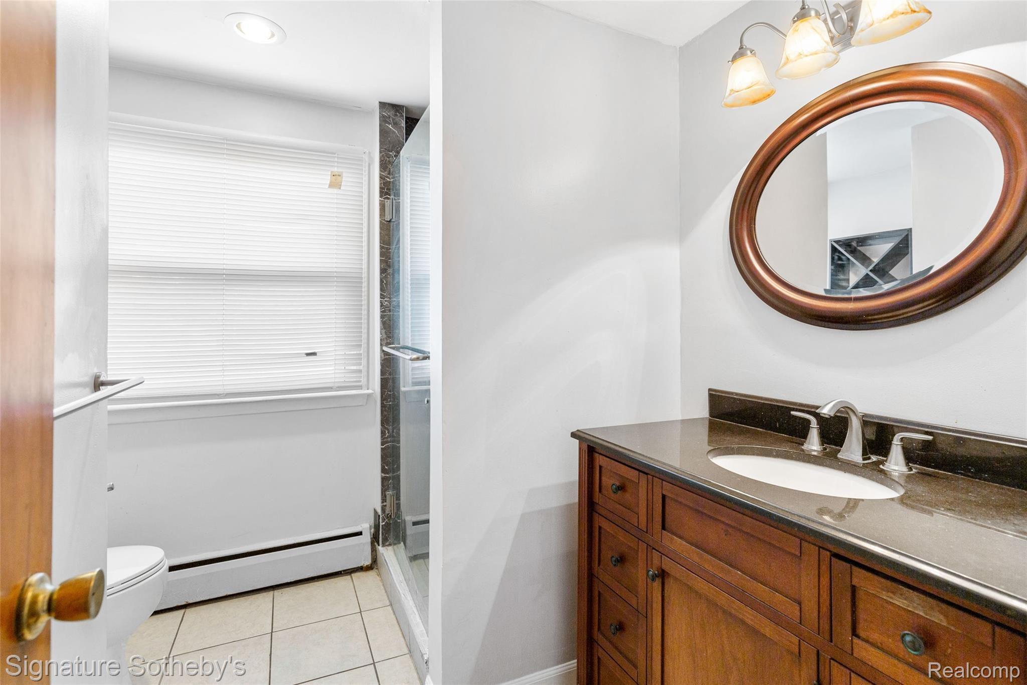 26269 Middlebelt Road Farmington, MI 48334 - Photo 25 of 32 Updated lower level bath
