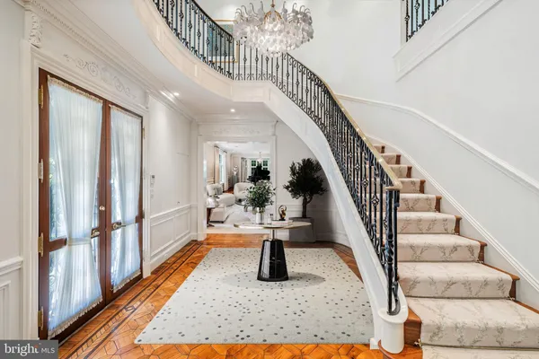 $3,999,999 | 726 John Barry Drive, Bryn Mawr, PA 19010