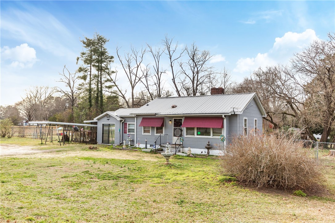 104 South Maple Street Walhalla, SC 29691 - Photo 1 of 24 Gallery Image 1