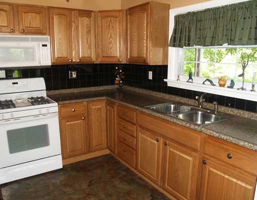 149 Stuber Road New Brighton, PA 15066 - Photo 2 of 13 Kitchen.