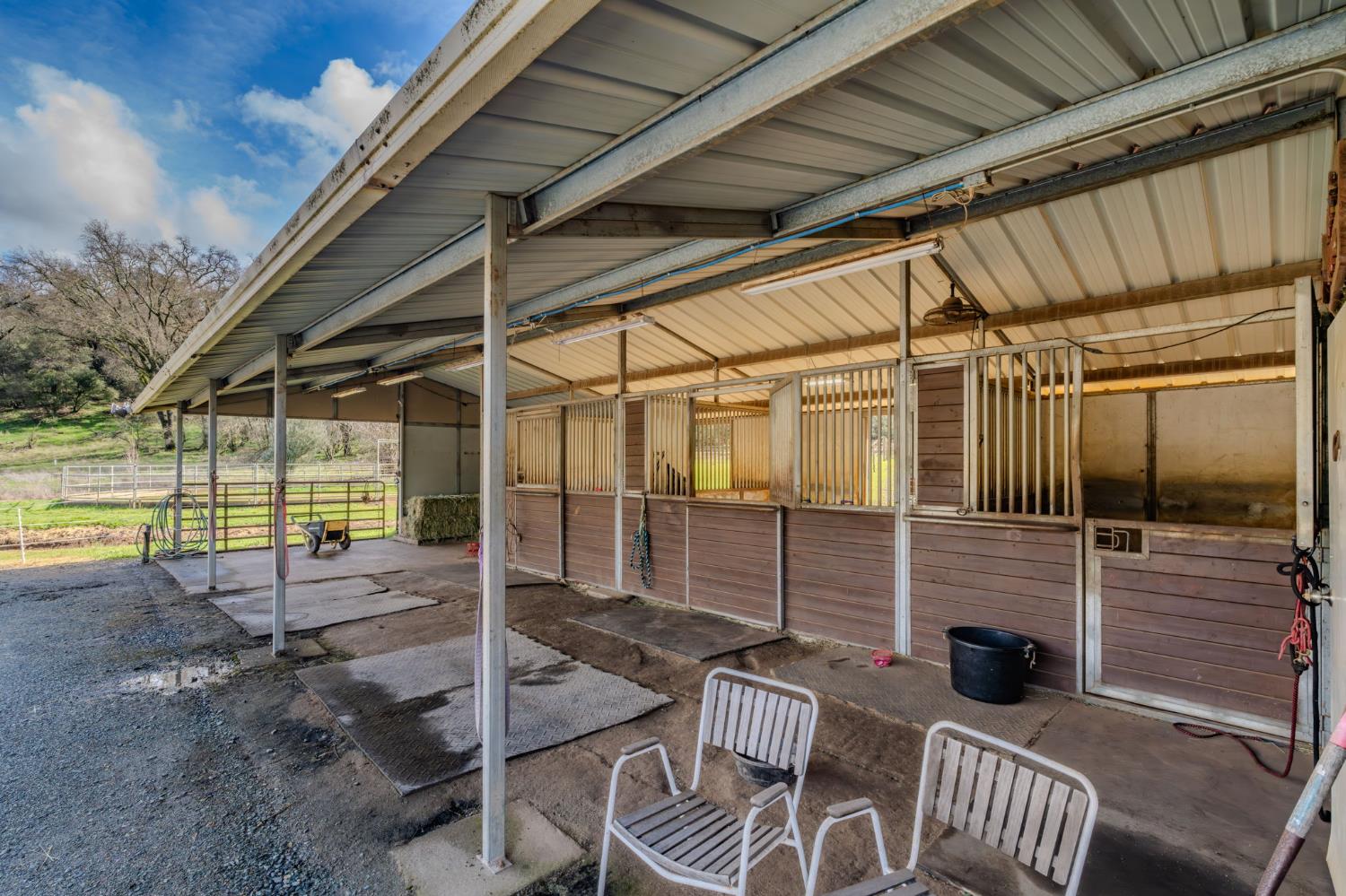 15900 Highway 88 Jackson, CA 95642 - Photo 35 of 48 a view of porch with seating space