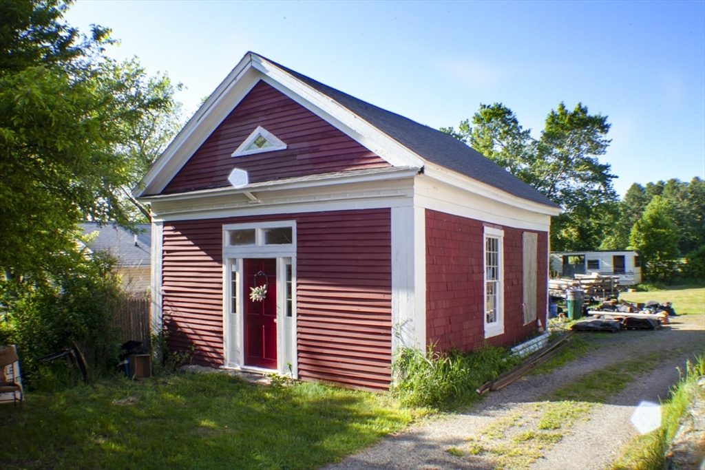 110 Center Street Plympton, MA 02367 - Photo 4 of 24