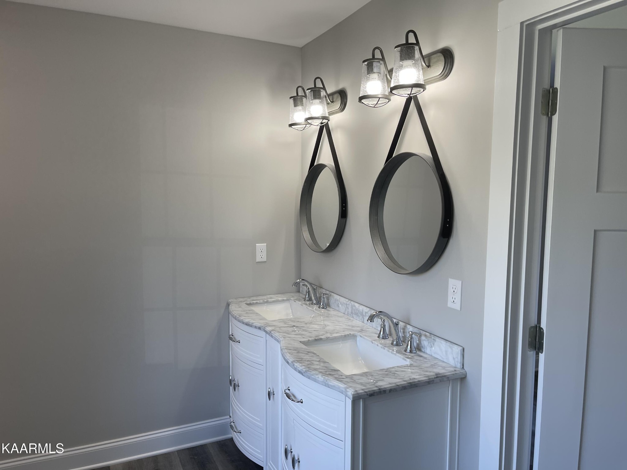 3303 Wexgate Road Knoxville, TN 37931 - Photo 5 of 11 Gallery Image 5