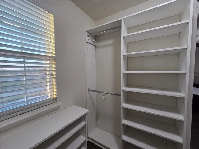 $2,900 | 11842 Silverlake Park Drive, Windermere, FL 34786