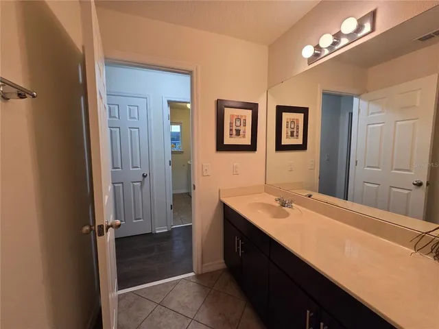 $2,900 | 11842 Silverlake Park Drive, Windermere, FL 34786