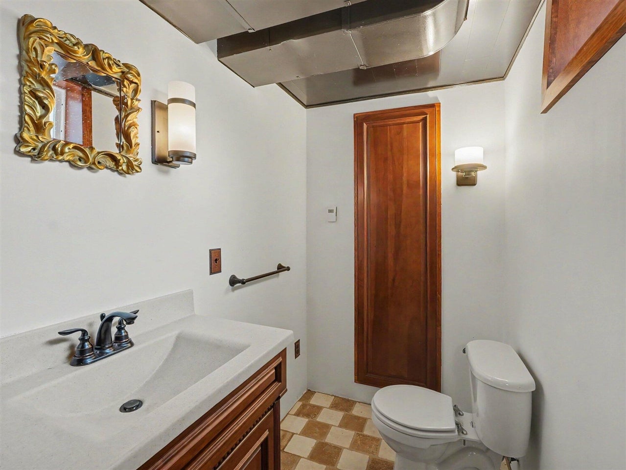 903 Briarcliff Road Jackson, MI 49203 - Photo 21 of 27 Gallery Image 21