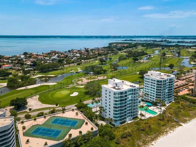 $5,250,000 | 655 Longboat Club Road, Unit 1PH, Longboat Key, FL 34228