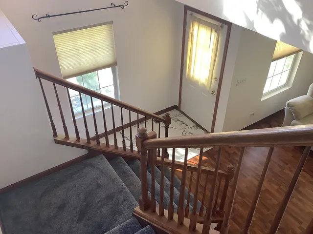 $299,900 | 2350 Woodhill Court, Plainfield, IL 60586