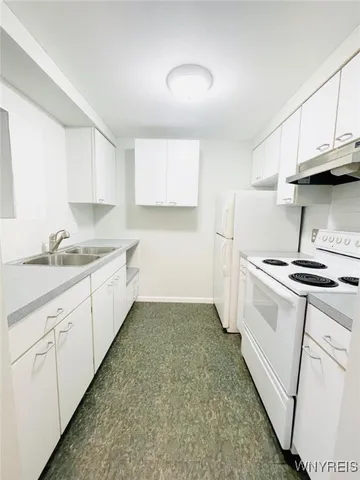 $1,495 | 110 Charter Oaks Drive, Unit 3, Amherst, NY 14228