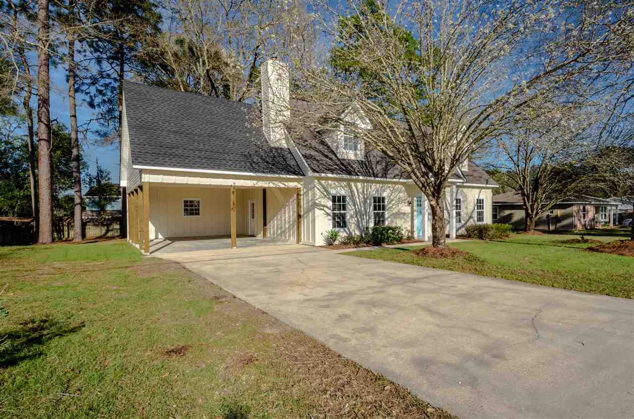 111 Robbins Boulevard Daphne, AL 36526 - Photo 2 of 34