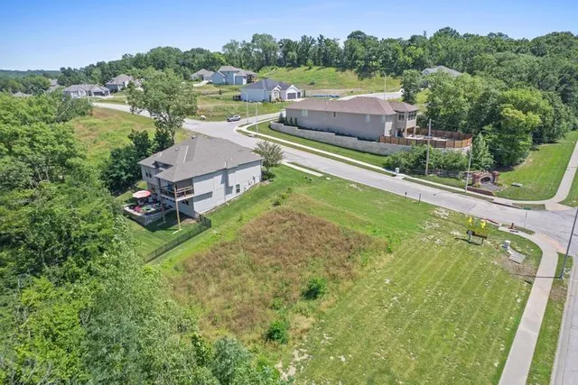 $130,500 | 8 East 122nd Street, Kansas City, MO 64145