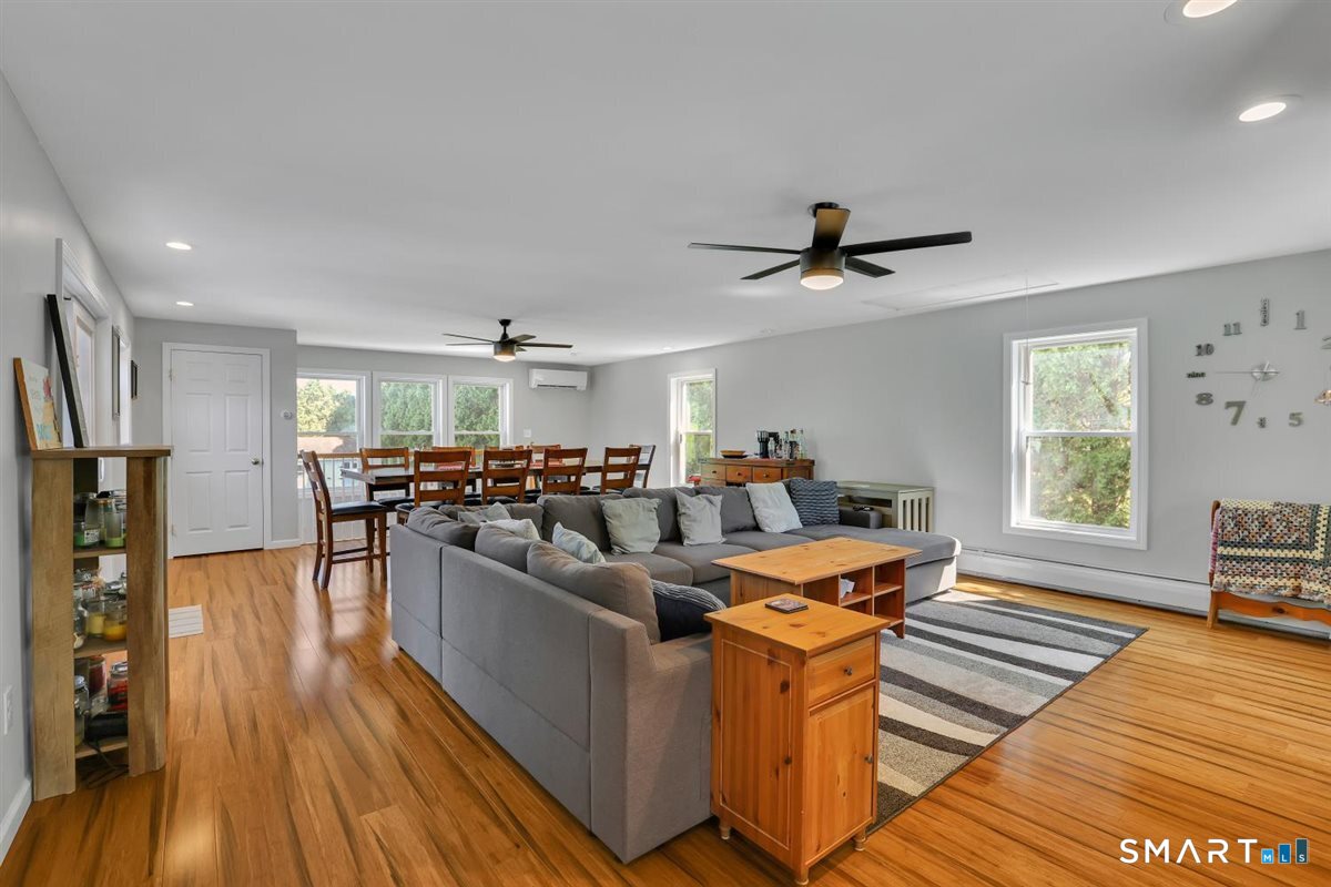 58 School House Road Wallingford, CT 06492 - Photo 7 of 35